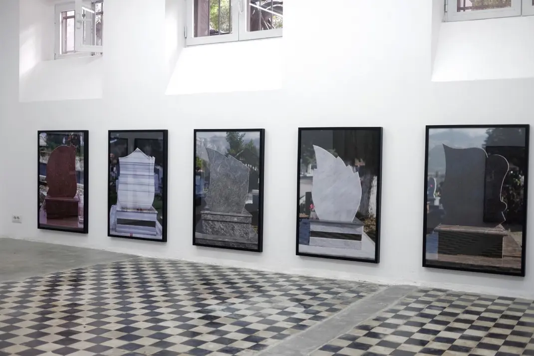 Genti Korini — Notes from the Upperground / Shënime nga Mbitoka, 7