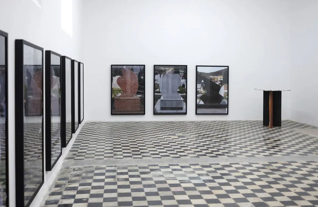 Genti Korini — Notes from the Upperground / Shënime nga Mbitoka, 11